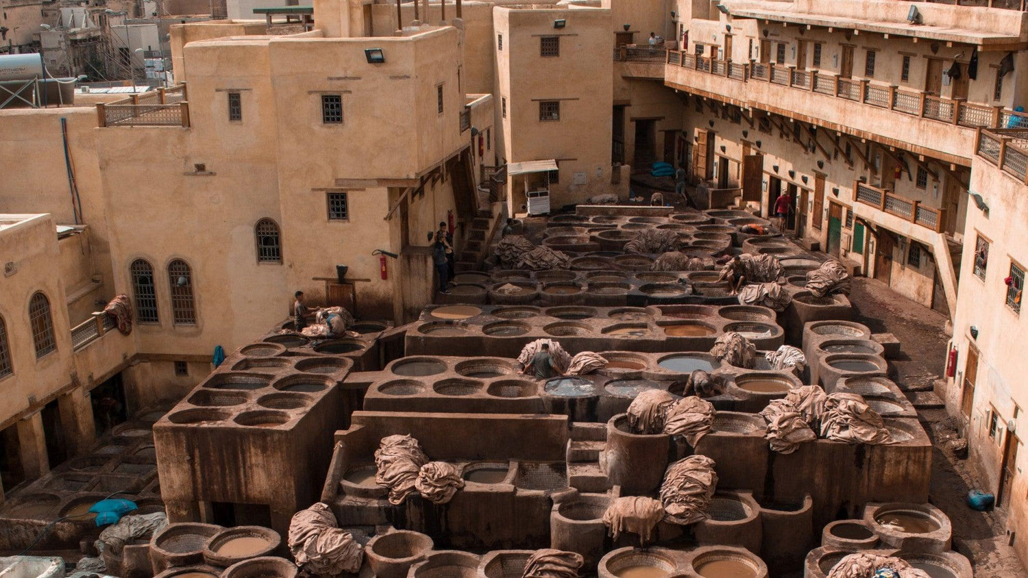 ‘The World of Dyeing’ - From Birth to Infinity - Fabriclore