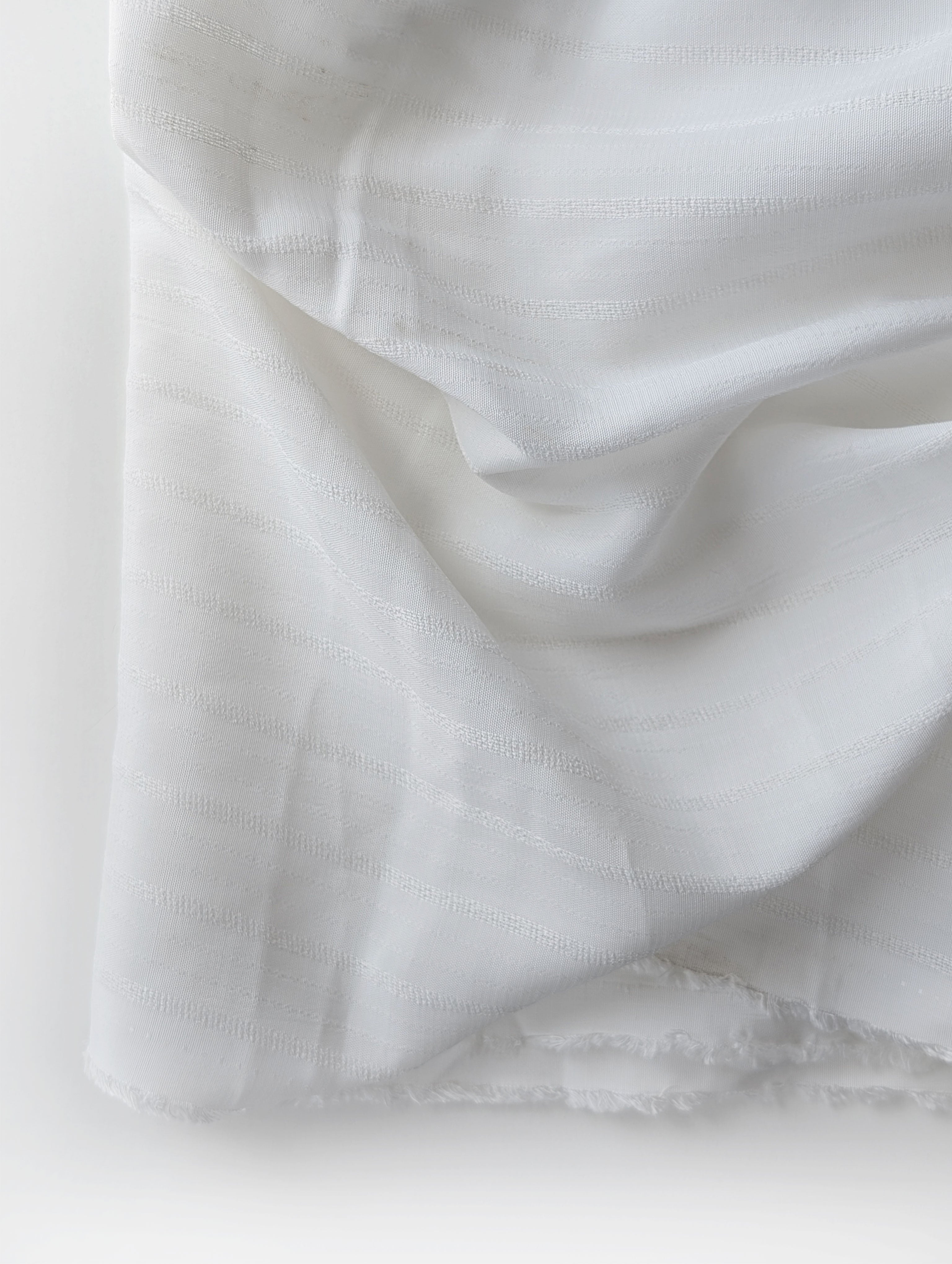 175 Gram Viscose Morocain Crepe Dobby Fabric 62"