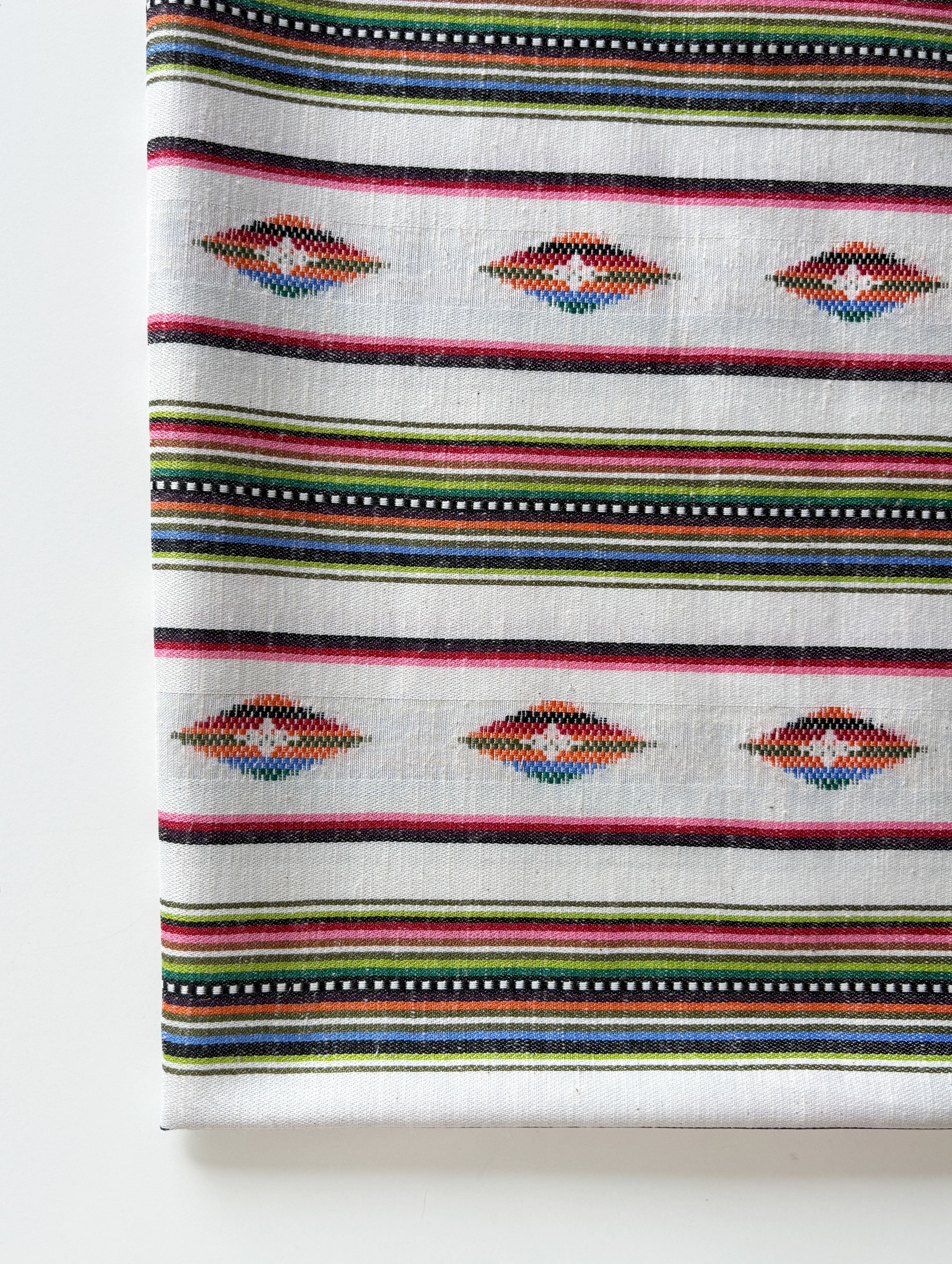 White Loom Textured Blended Viscose Jacquard Yarn Dyed Fabric 57"