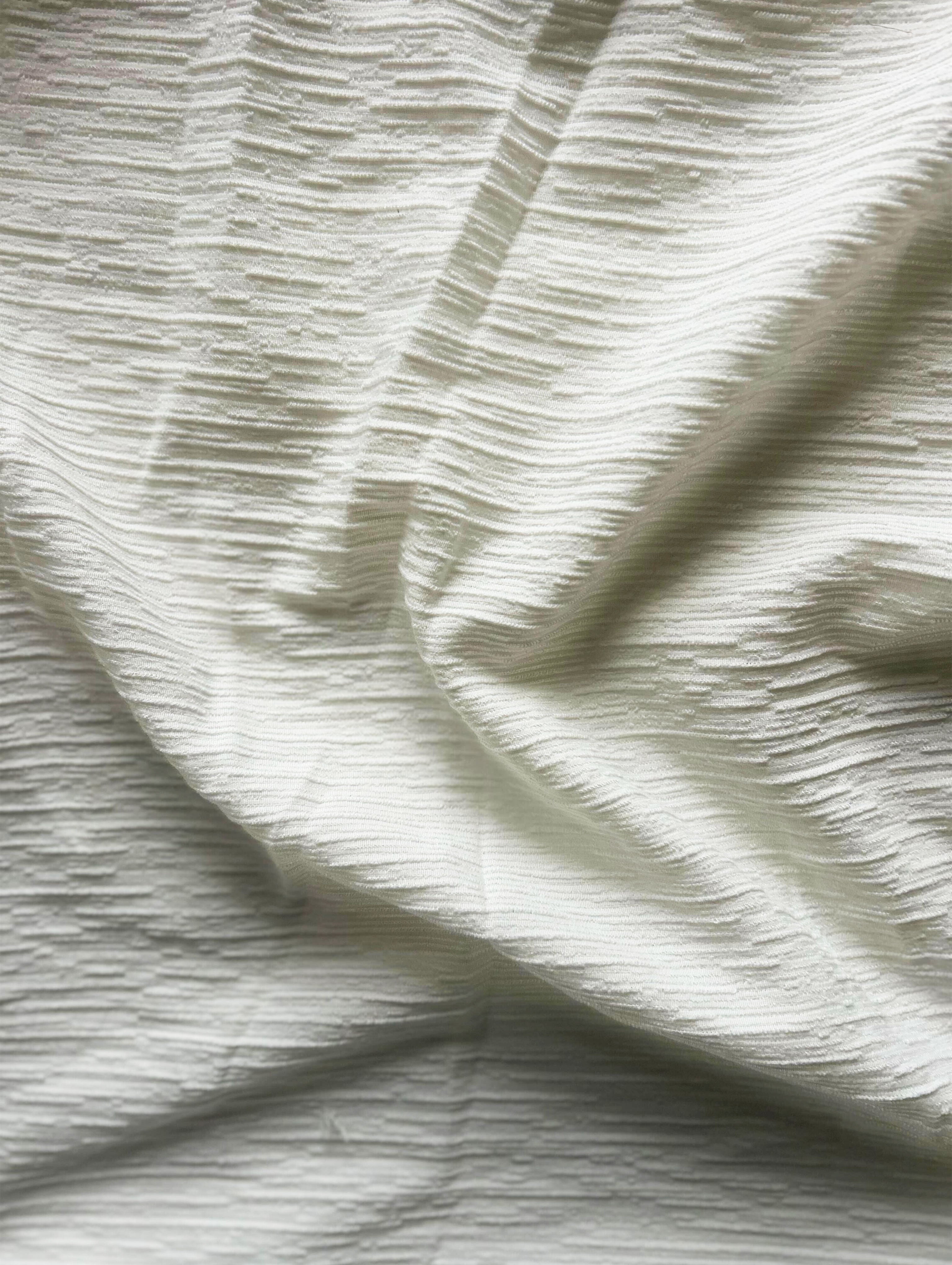Blended Cotton Crushed Lycra Fabric 58" ( Swatch 10x12" )