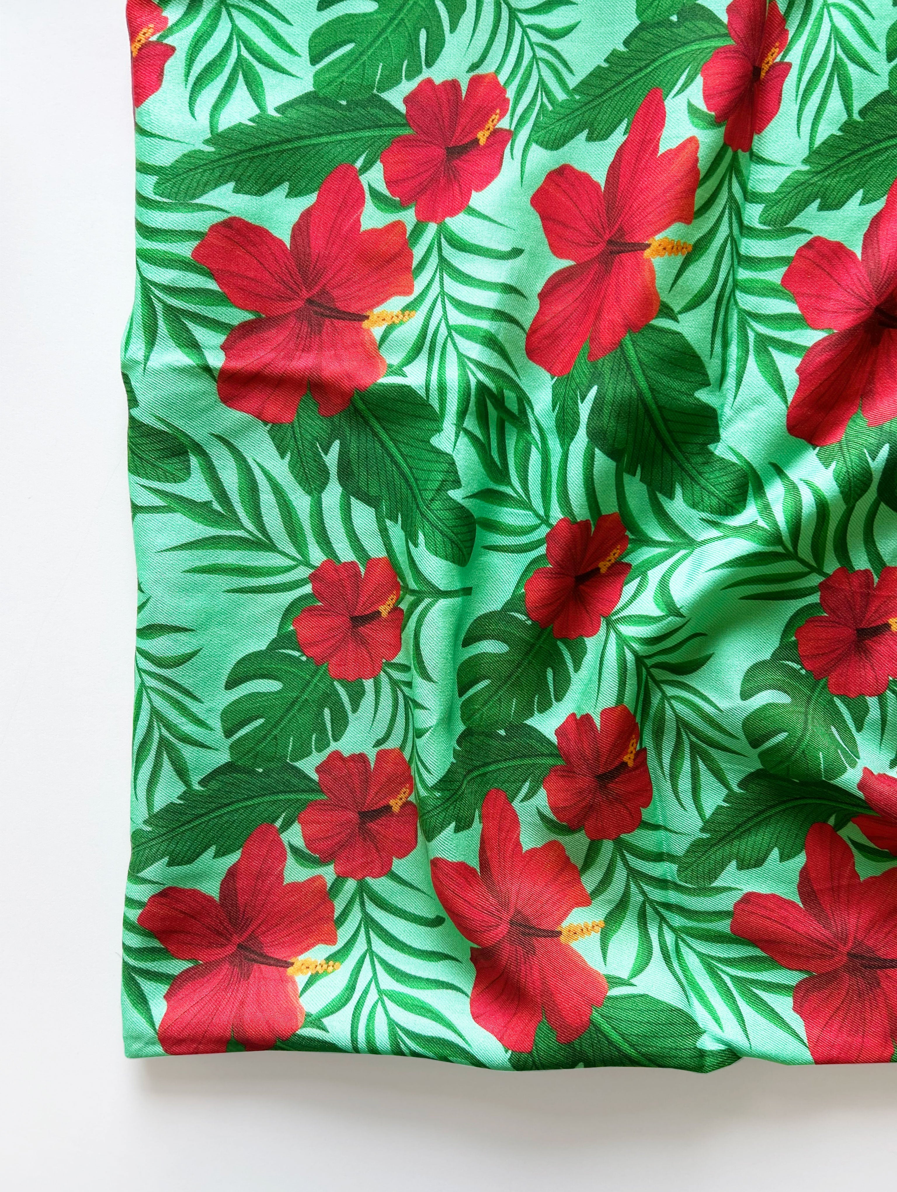 White Digital Print 30s Liva Viscose Twill Fabric 58''