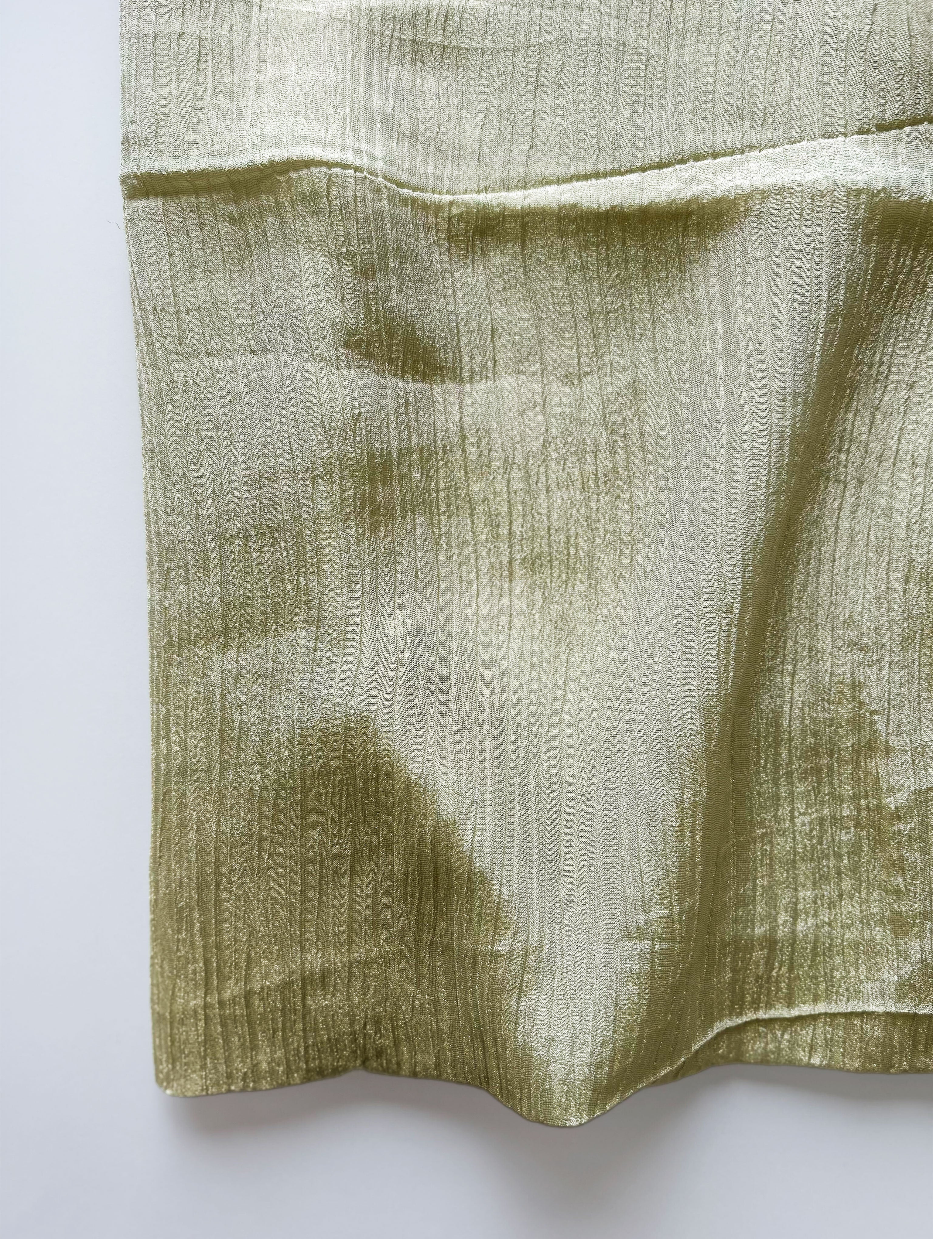 75 Gram Viscose Gold Tissue Crushed Fabric