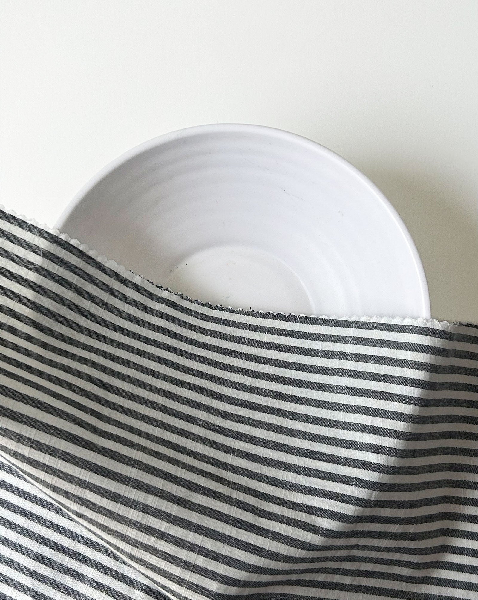 Cotton 30s*20s slub Yarn Dyed Black Stripe Fabric 56"