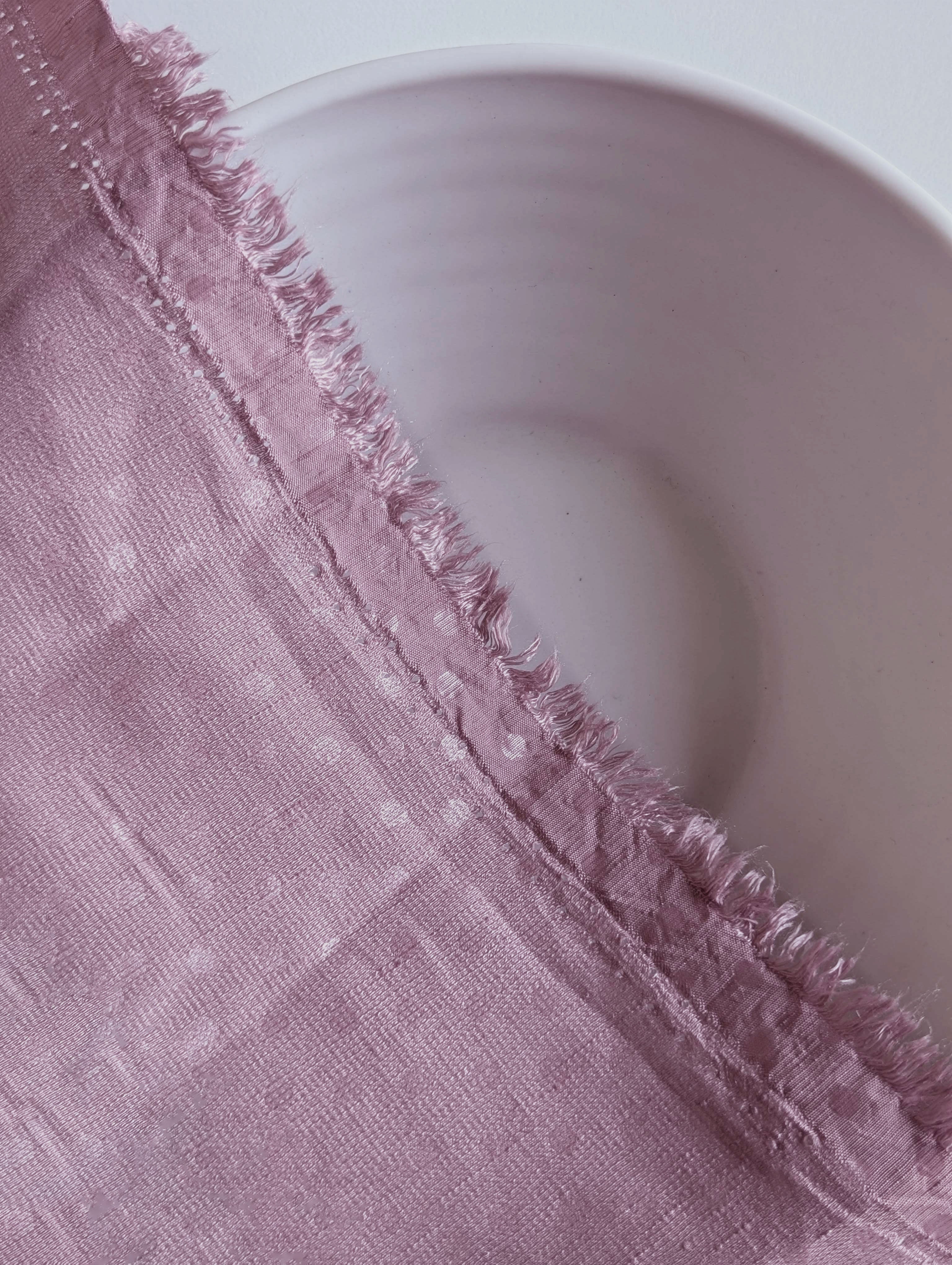 Poly Slub Polka Dot Fabric - 18 kg