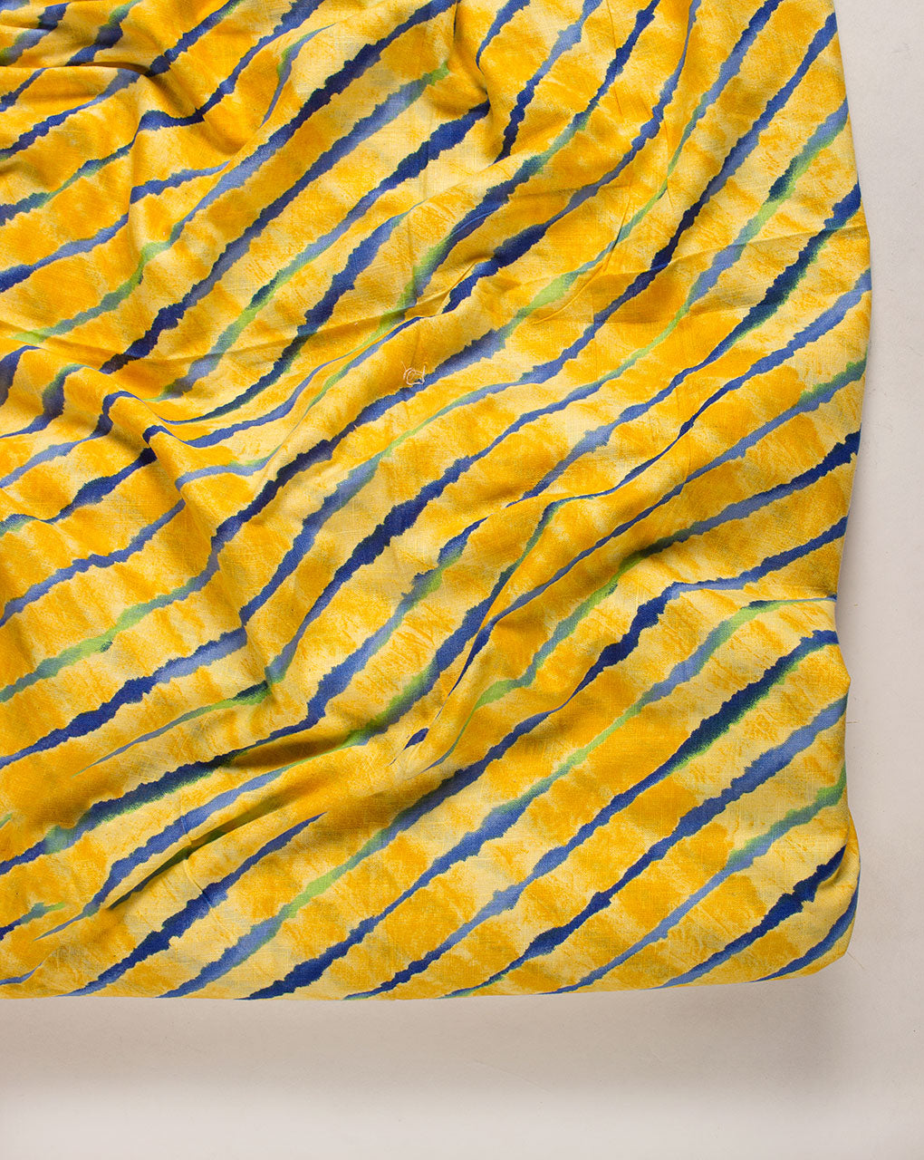Leheriya Screen Print Slub Cotton Fabric