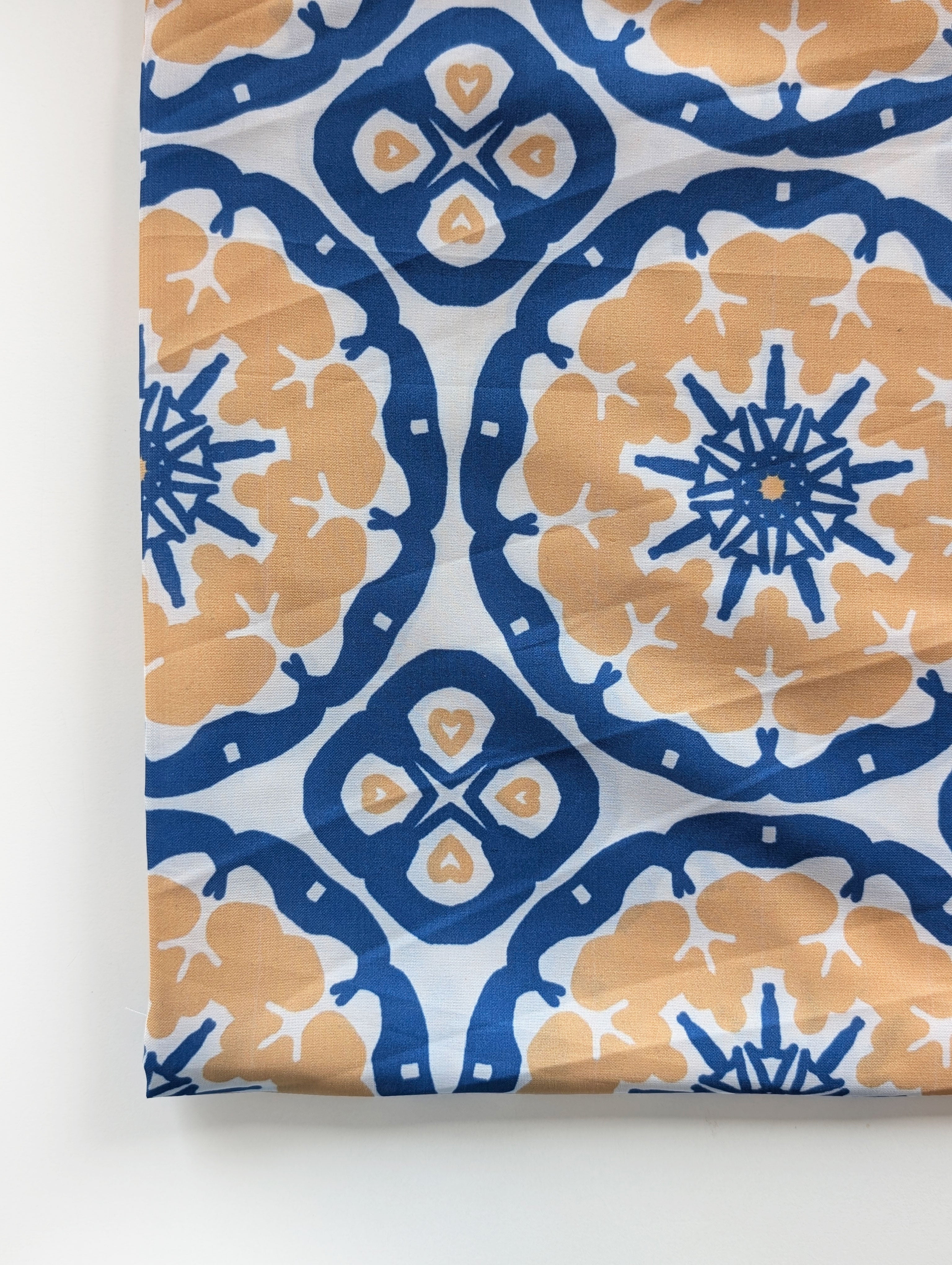 Digital Print Poly Crepe Fabric 9 kg -  fabriclore
