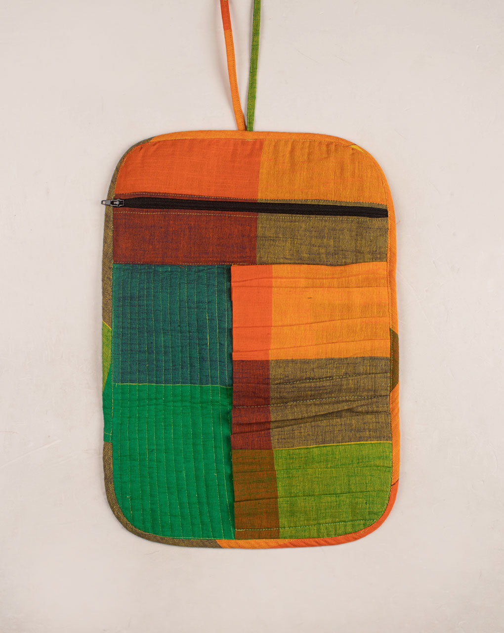 Handcrafted Brush Holder - Fabriclore.com