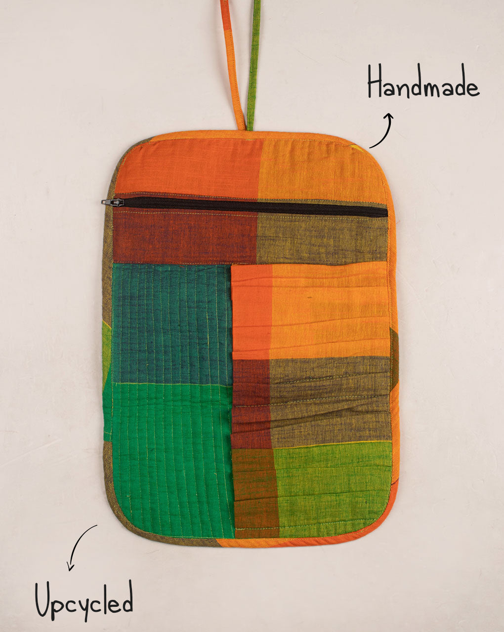 Handcrafted Brush Holder - Fabriclore.com