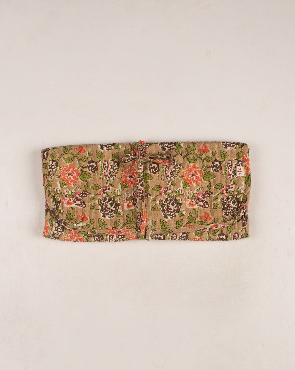 Handcrafted Brush Holder - Fabriclore.com