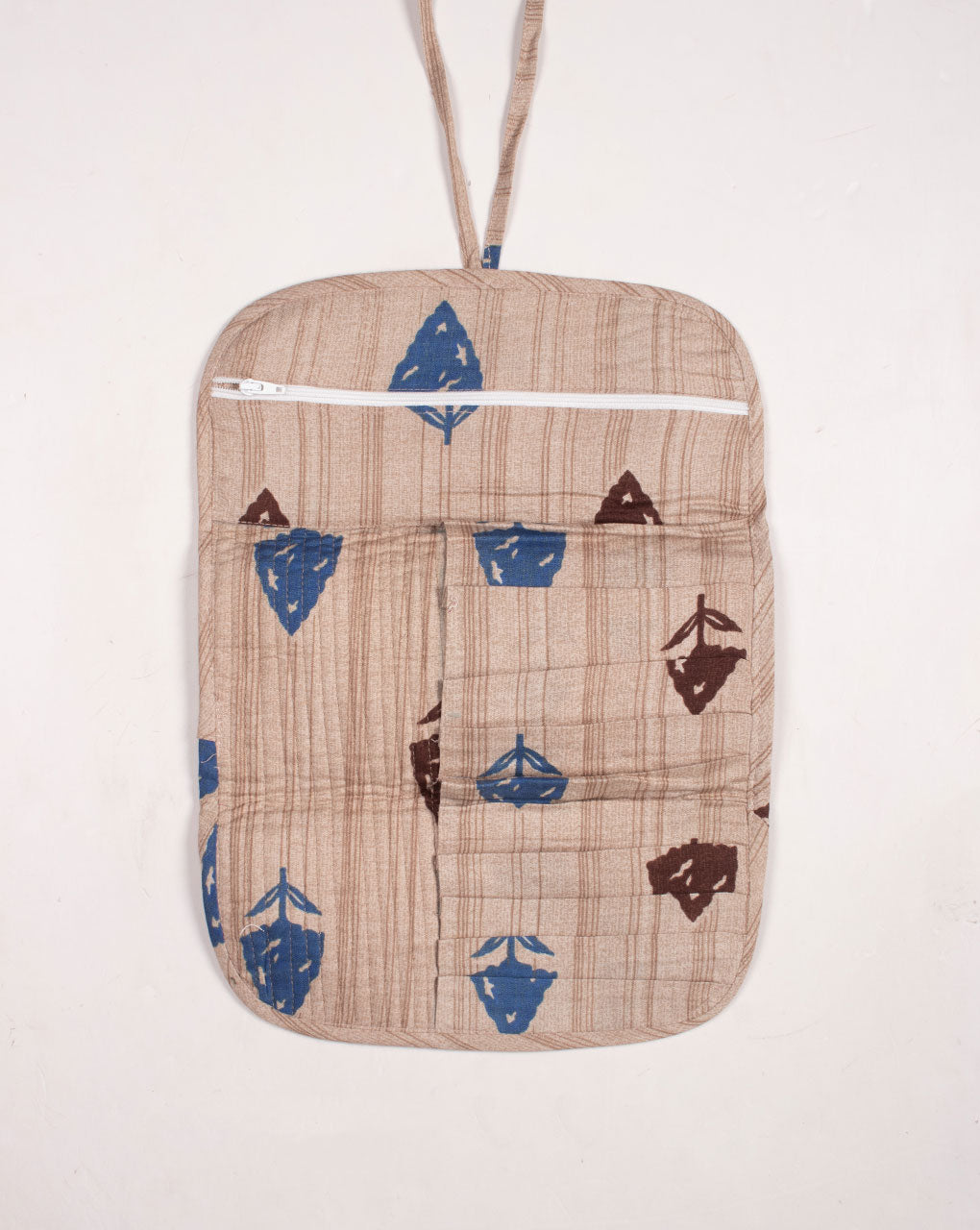 Handcrafted Brush Holder - Fabriclore.com