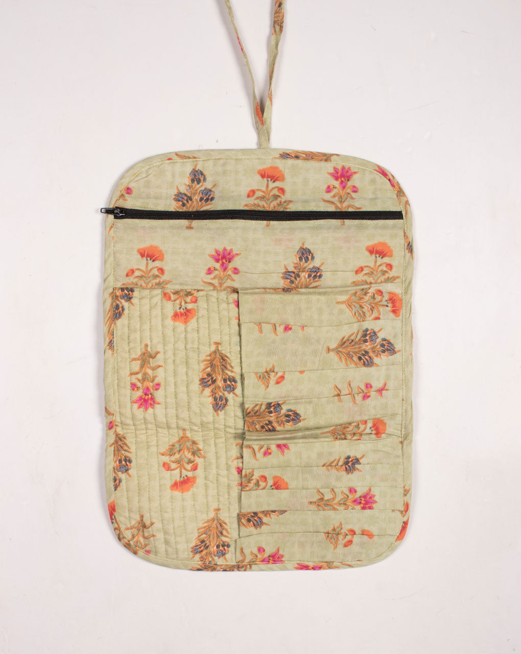 Handcrafted Brush Holder - Fabriclore.com