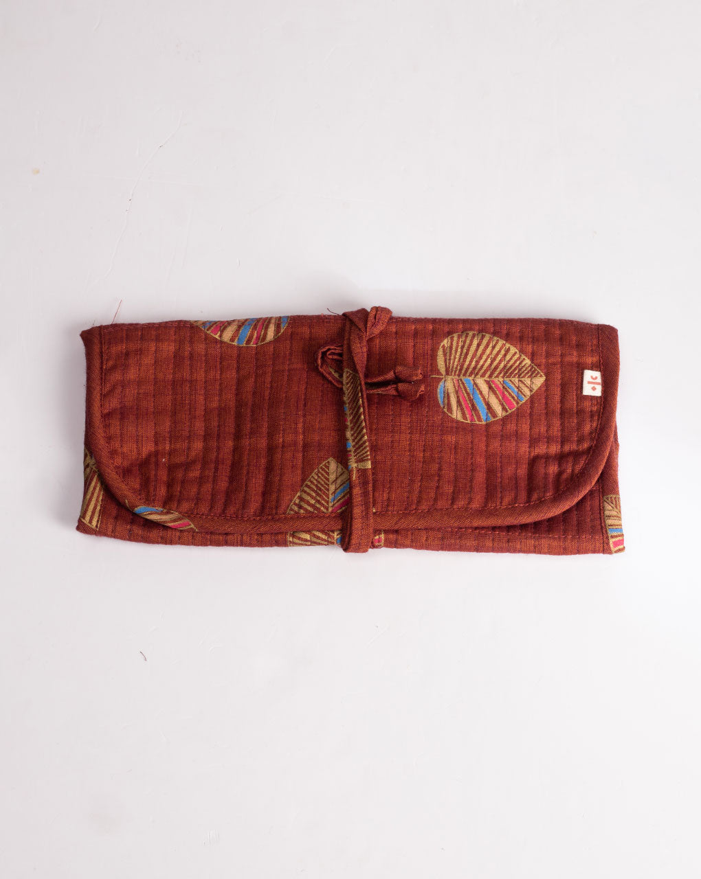 Handcrafted Brush Holder - Fabriclore.com