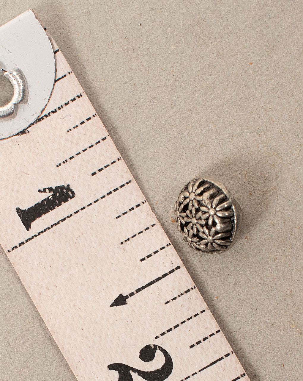 Antique Metal Casting Button ( Set Of 6 ) - Fabriclore.com