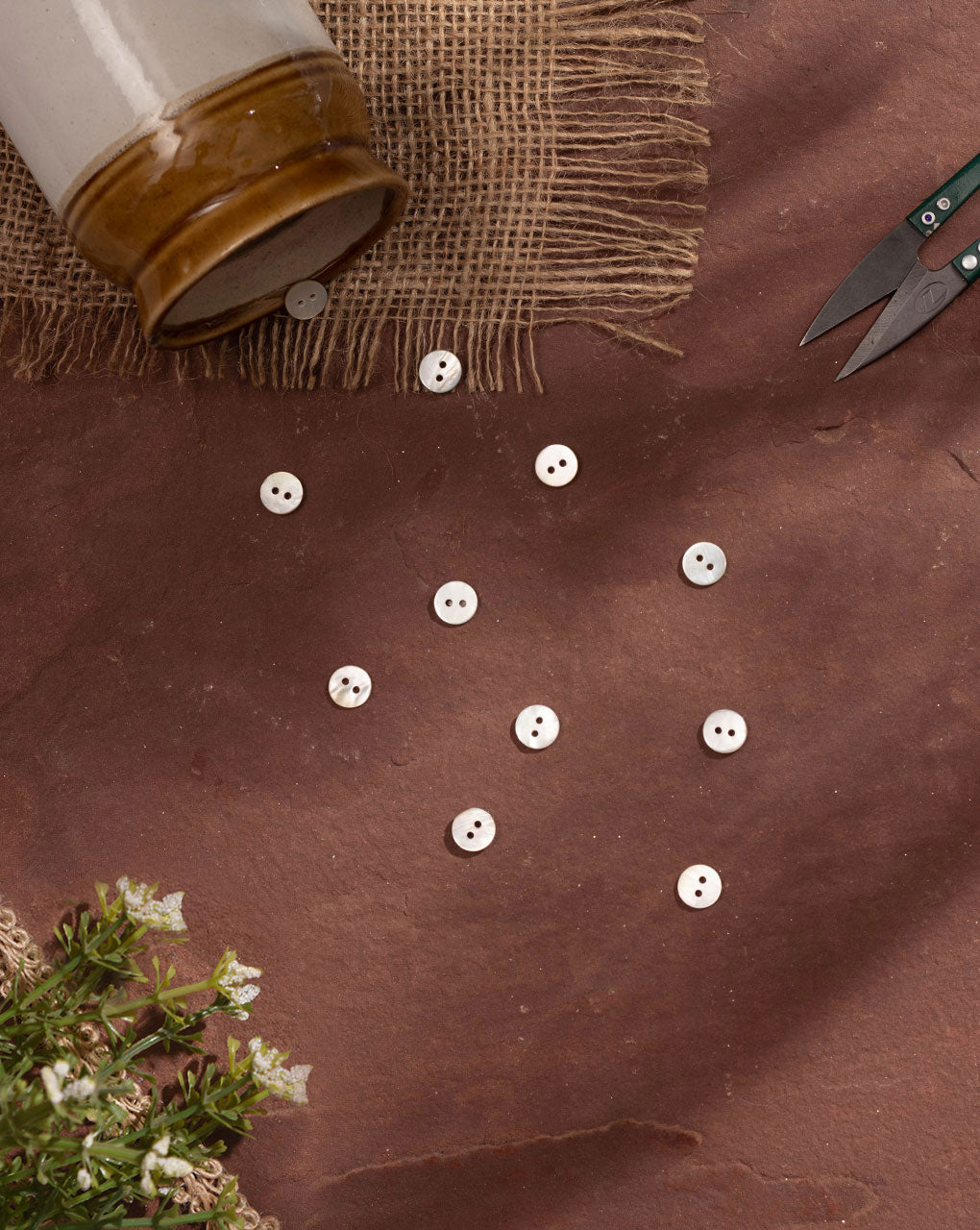 Natural Shell Handmade Buttons ( Set Of 6 ) - Fabriclore.com
