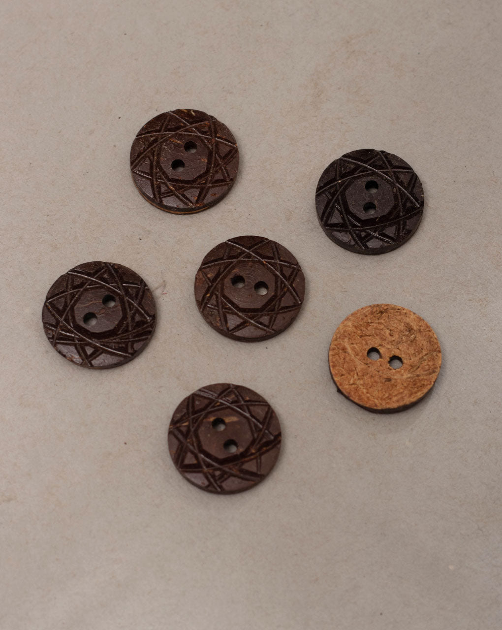 Engraved Coconut Buttons ( Set Of 6 ) - Fabriclore.com