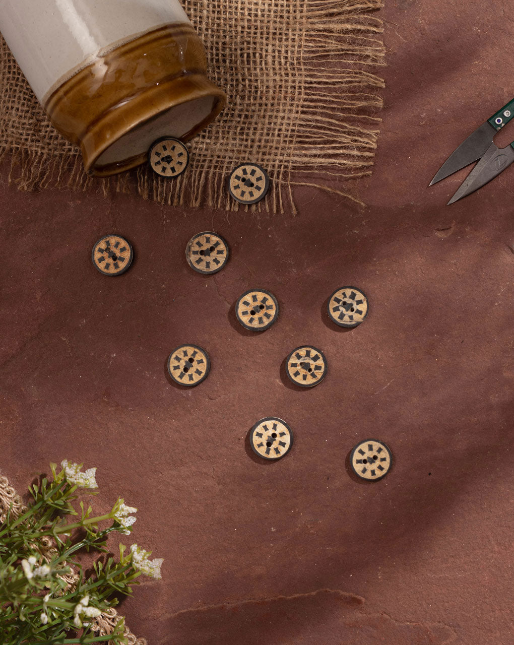 Engraved Horn Buttons ( Set Of 6 ) - Fabriclore.com