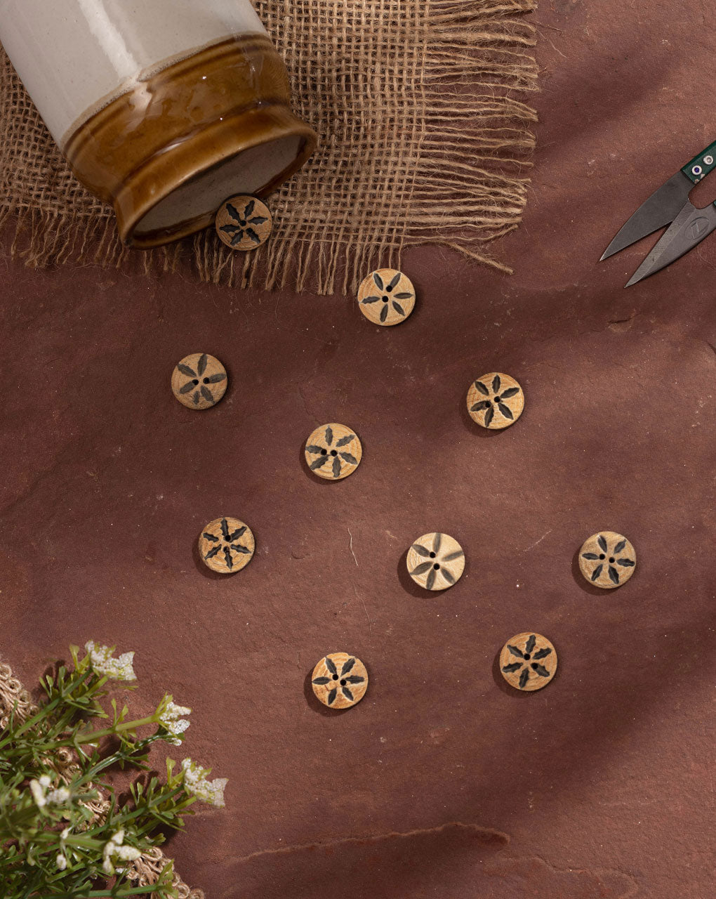 Engraved Horn Buttons ( Set Of 6 ) - Fabriclore.com