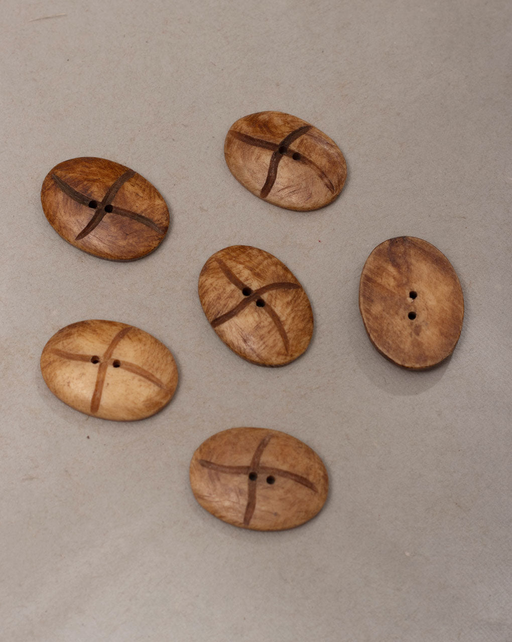 Engraved Bone Buttons - Fabriclore.com