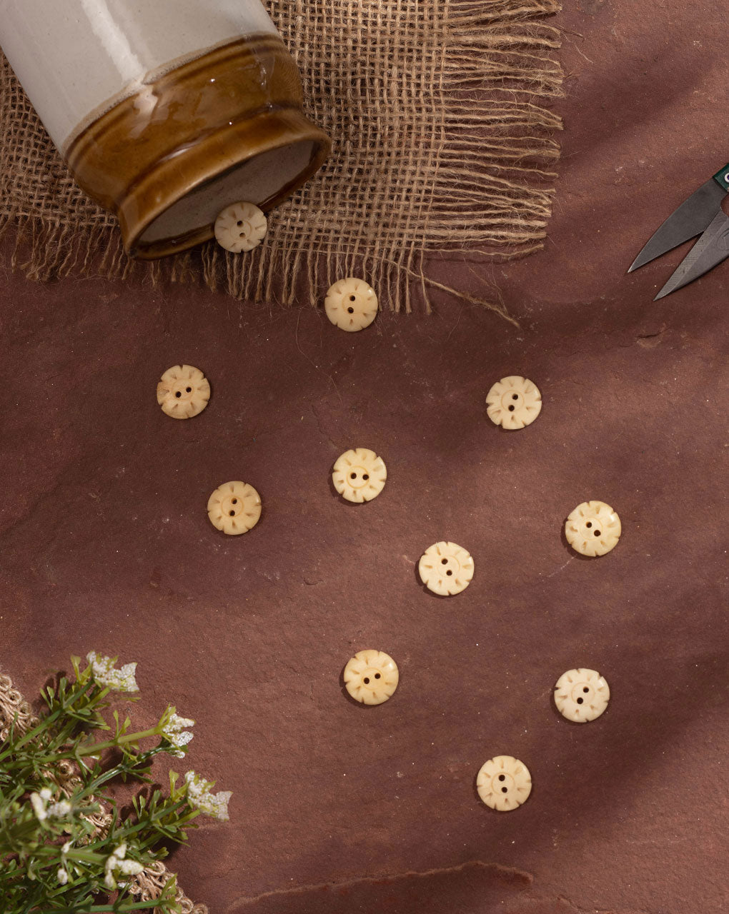 Engraved Bone Buttons ( Set Of 6 ) - Fabriclore.com