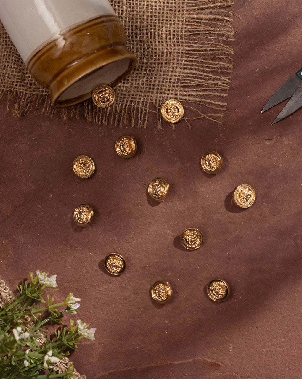 Antique Metal Casting Button ( Set Of 6 ) - Fabriclore.com