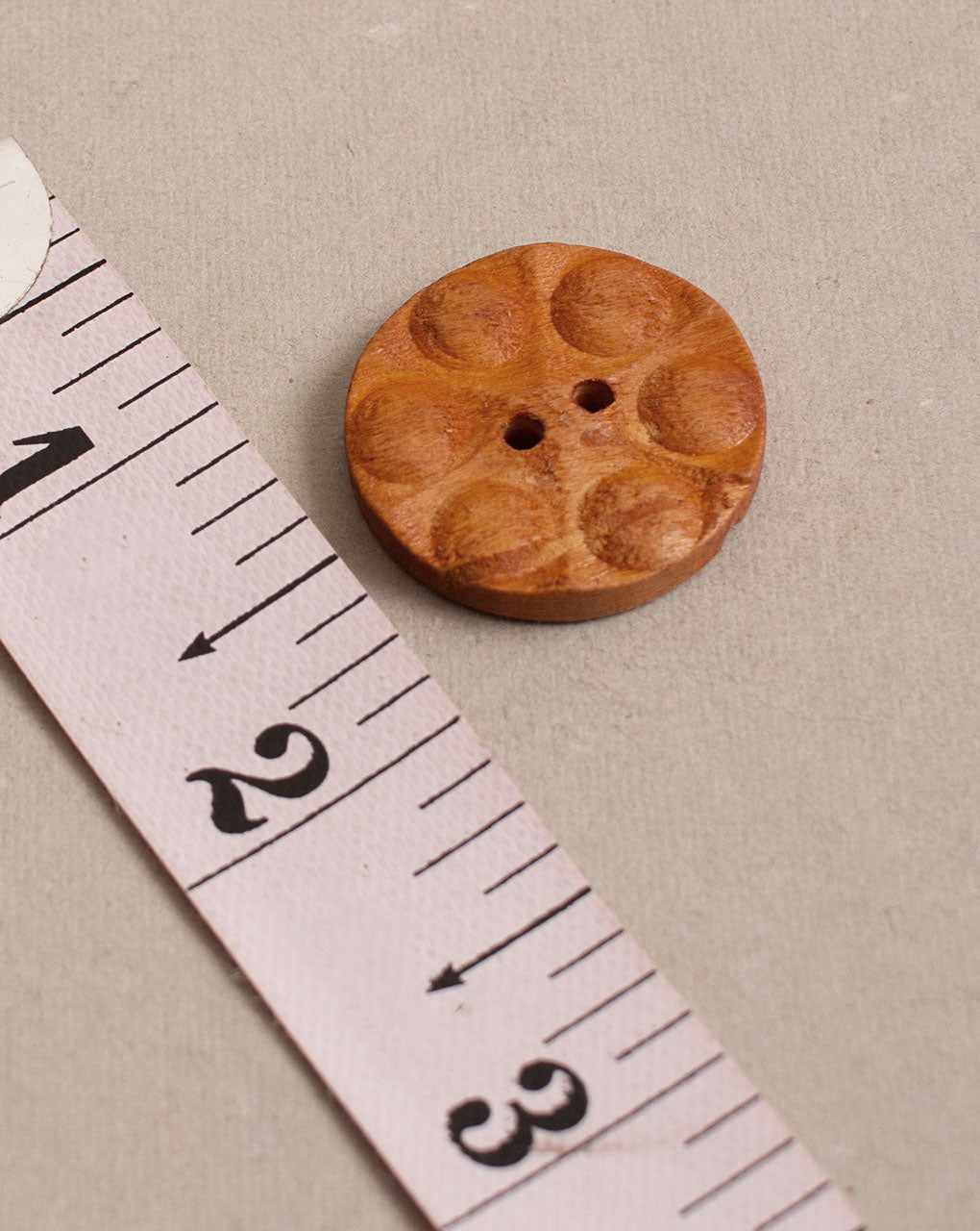 Hand Carved Wooden Button ( Single Piece ) - Fabriclore.com