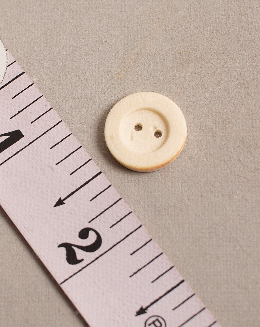 Hand Carved Bone Button ( Set Of 6 ) - Fabriclore.com