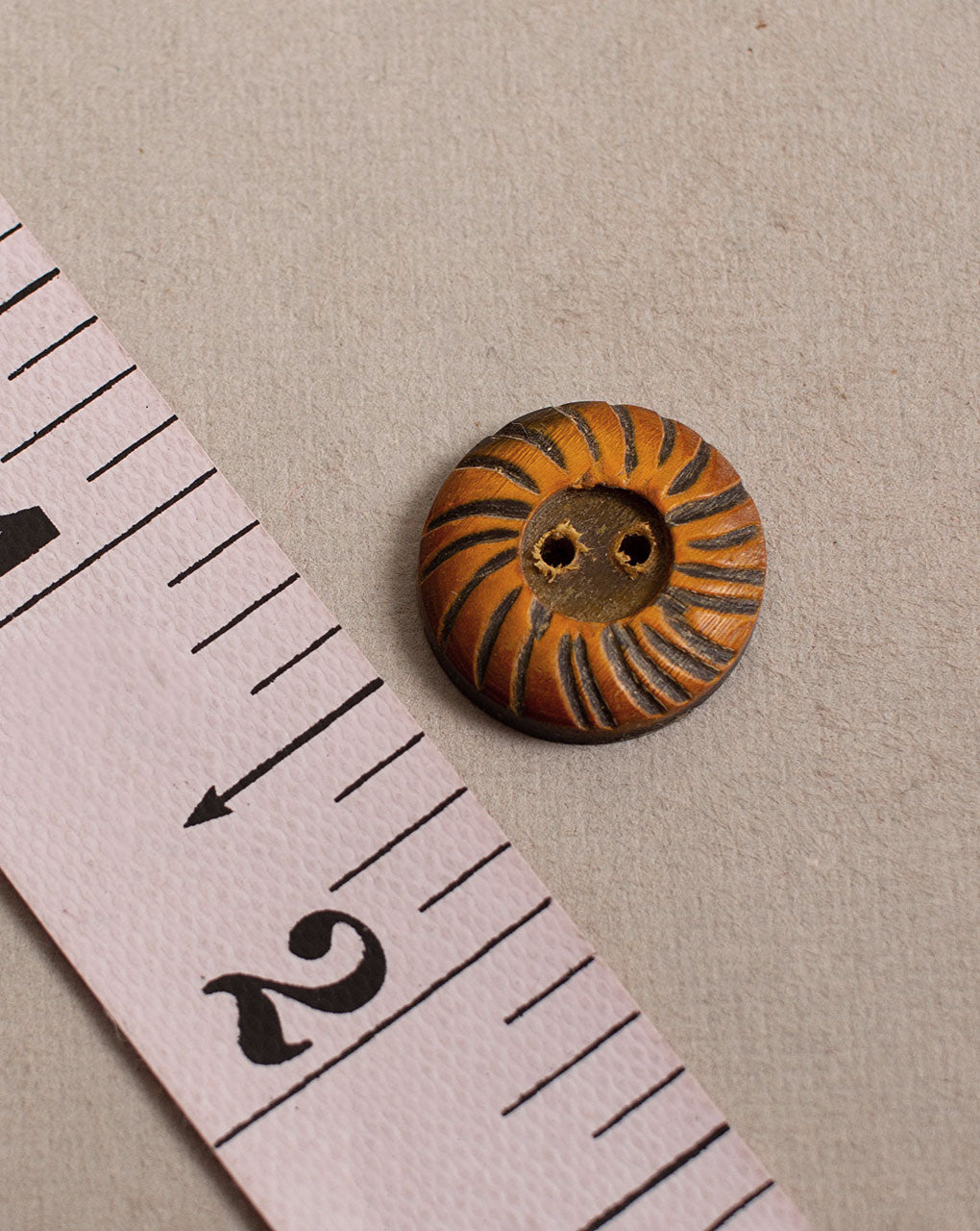 Hand Carved Horn Button ( Set Of 6 ) - Fabriclore.com