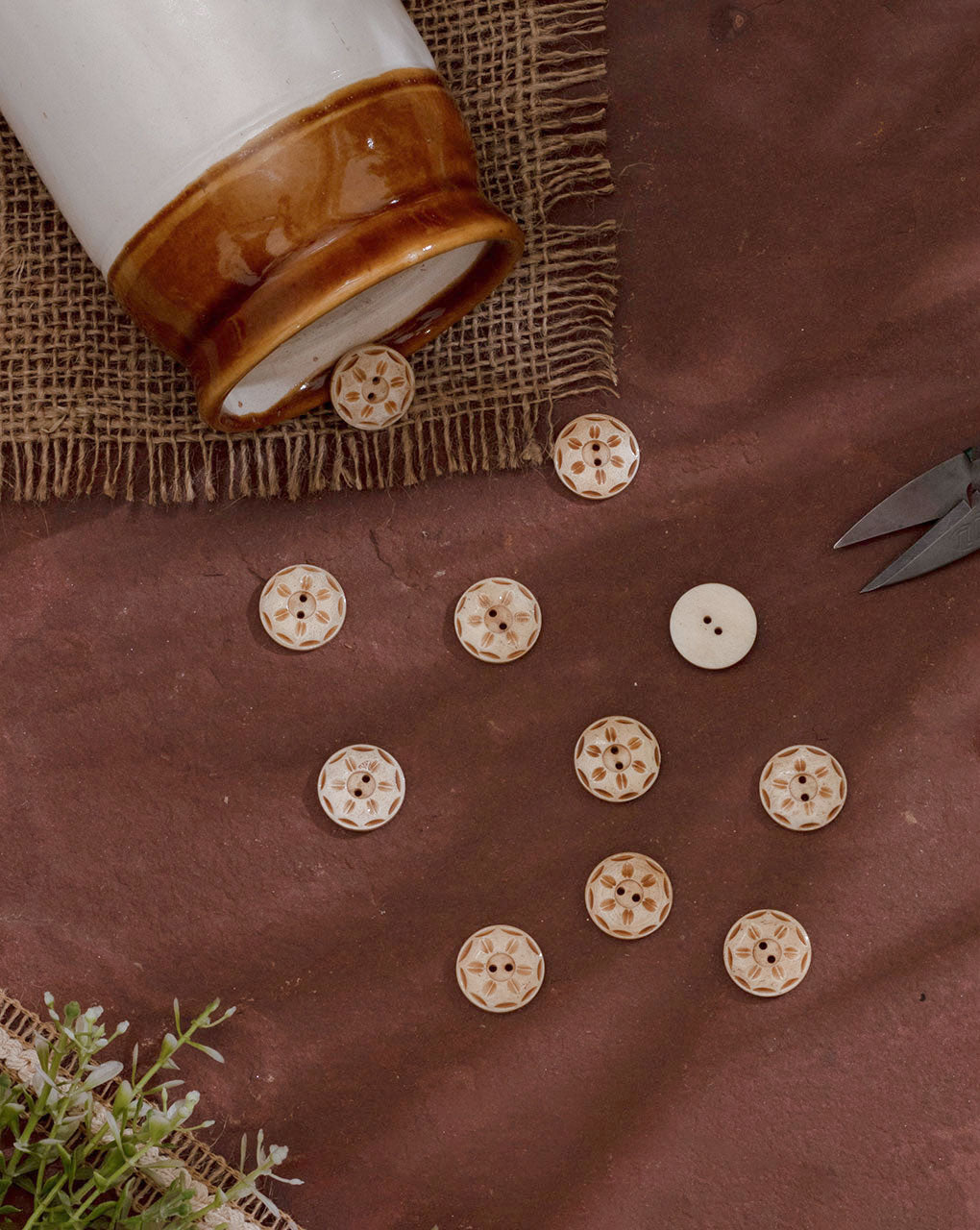 Hand Carved Bone Button ( Set Of 6 ) - Fabriclore.com
