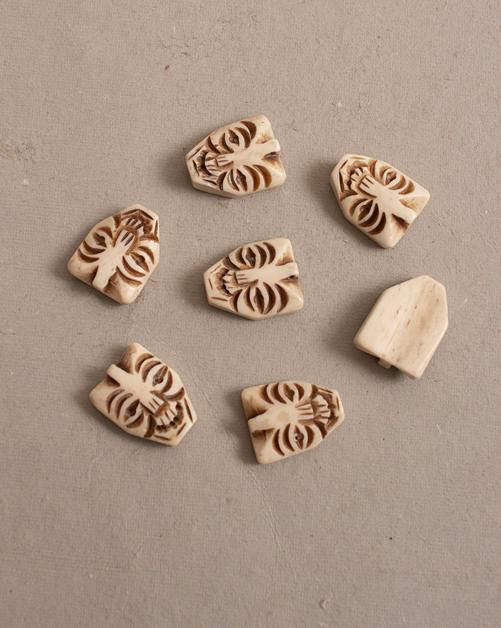Hand Carved Bone Button ( Set Of 6 ) - Fabriclore.com