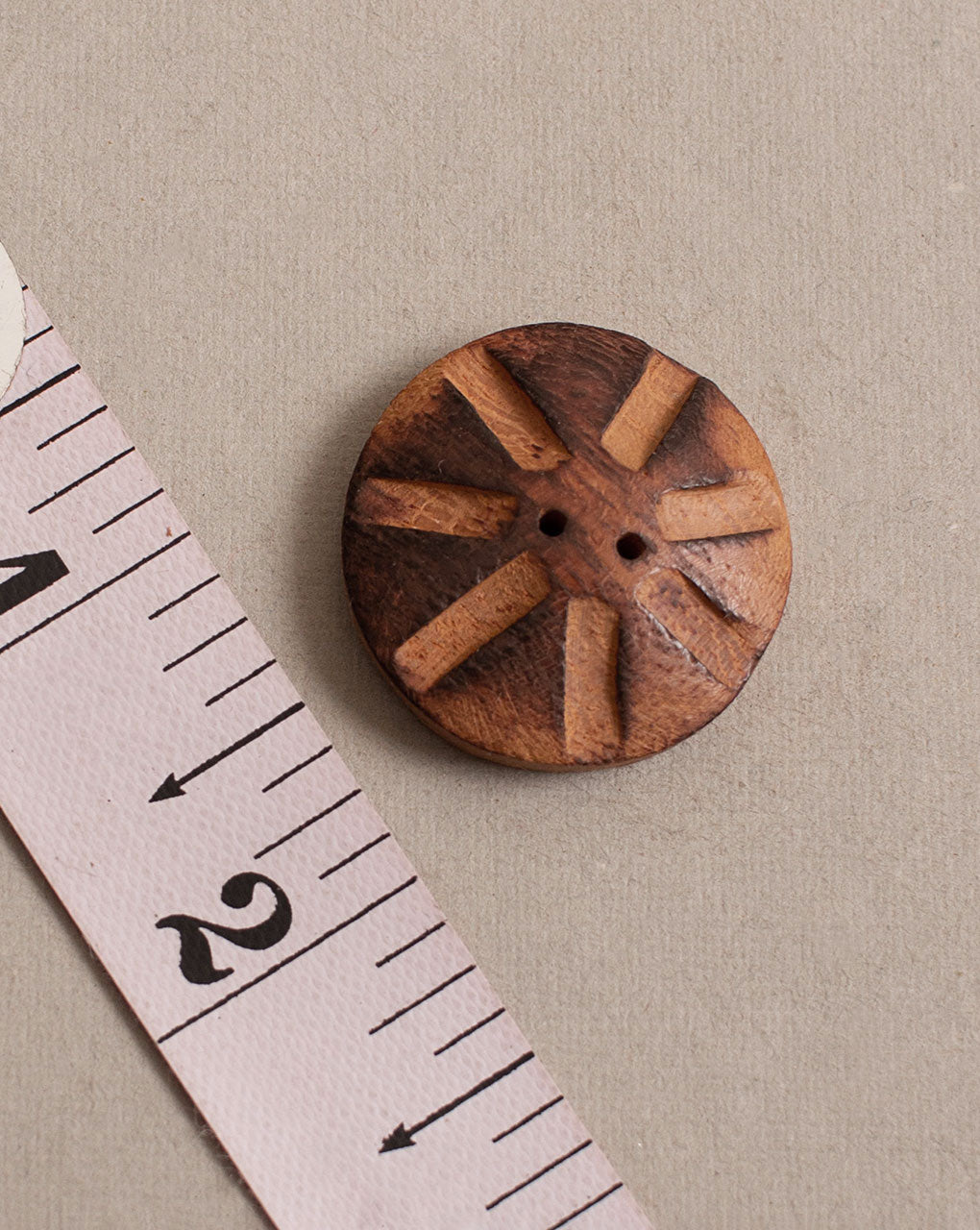 Hand Carved Wooden Button ( Single Piece ) - Fabriclore.com