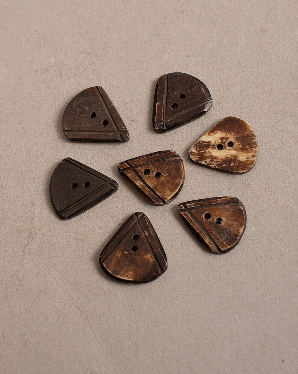 Hand Carved Bone Button ( Single Piece ) - Fabriclore.com