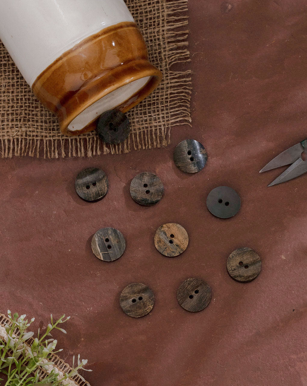 Horn Button ( Single Piece ) - Fabriclore.com