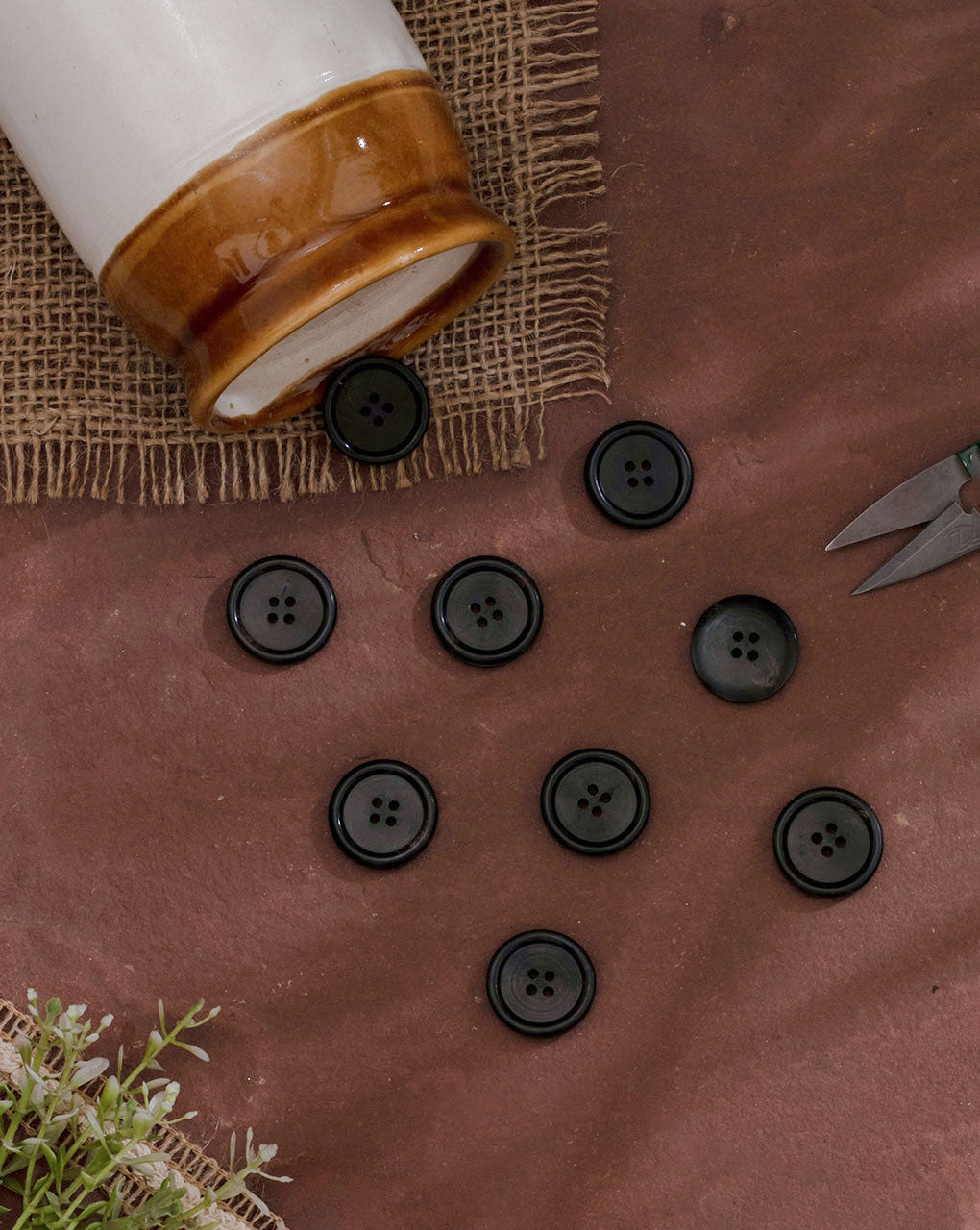Horn Button ( Single Piece ) - Fabriclore.com
