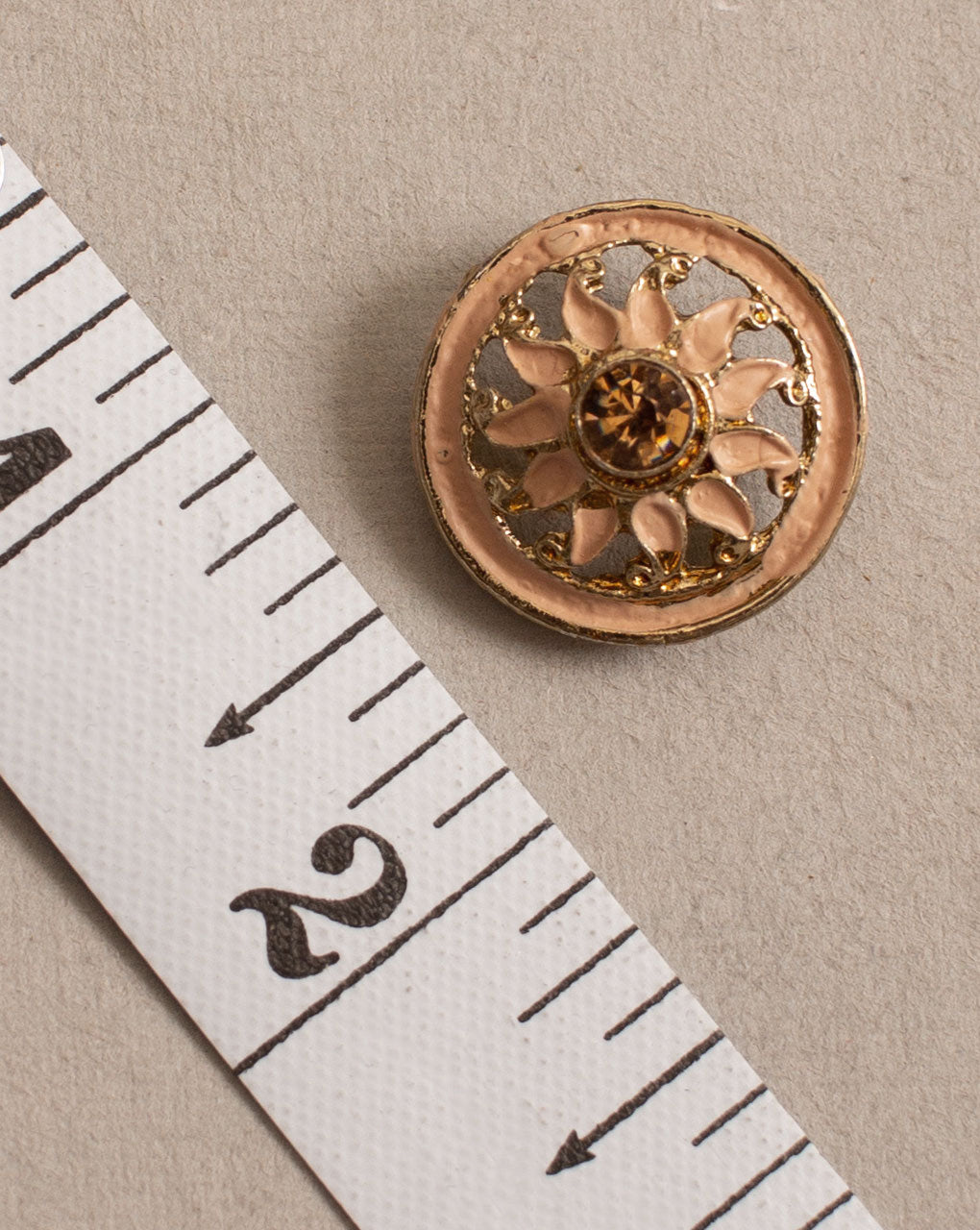 Antique Metal Casting Button ( Set Of 4 ) - Fabriclore.com