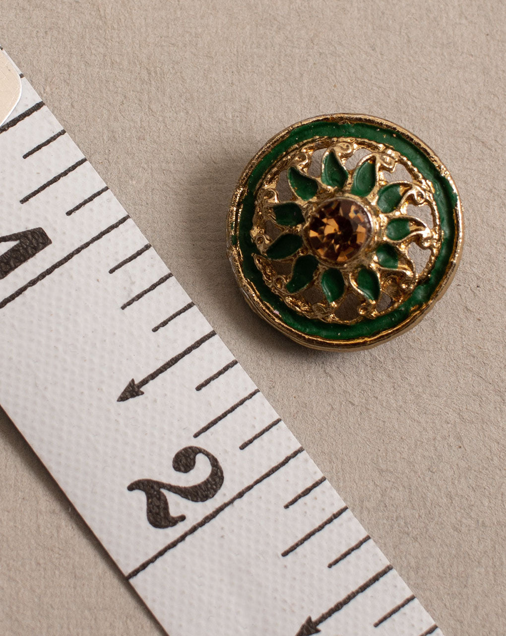 Antique Metal Casting Button ( Set Of 4 ) - Fabriclore.com