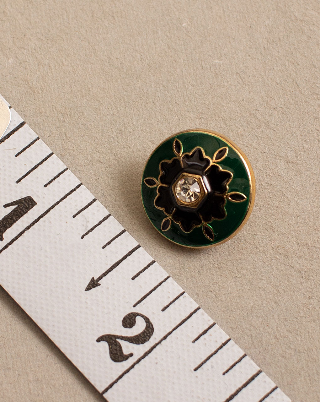 Antique Metal Casting Button ( Set Of 4 ) - Fabriclore.com