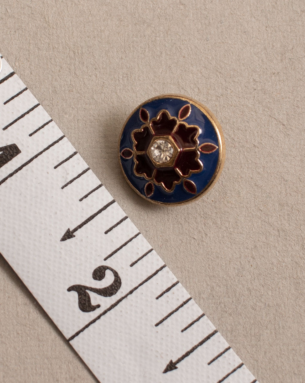Antique Metal Casting Button ( Set Of 4 ) - Fabriclore.com