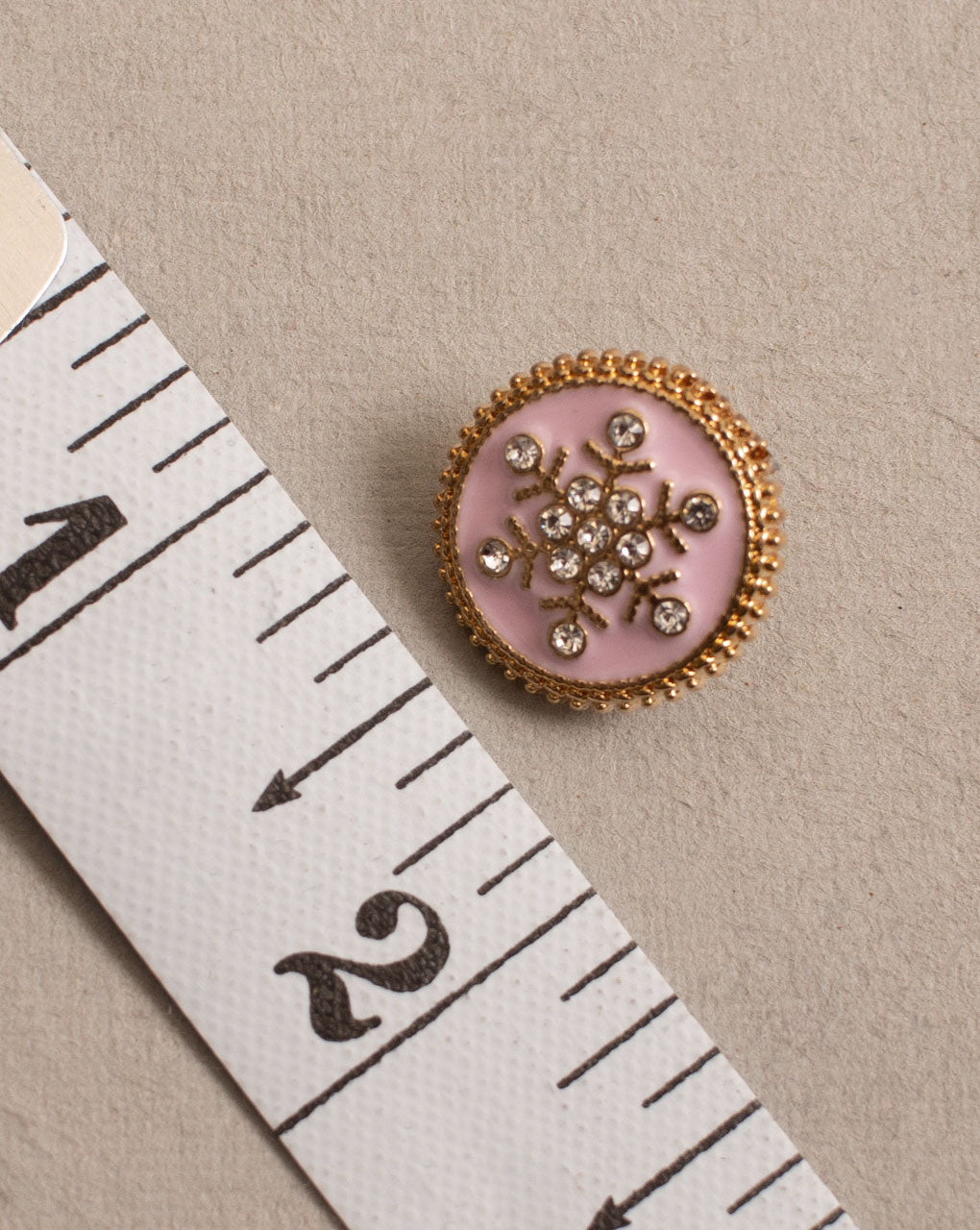 Antique Metal Casting Button ( Set Of 4 ) - Fabriclore.com