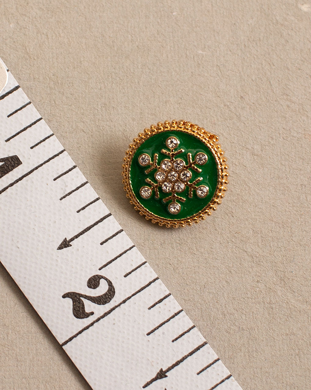 Antique Metal Casting Button ( Set Of 4 ) - Fabriclore.com