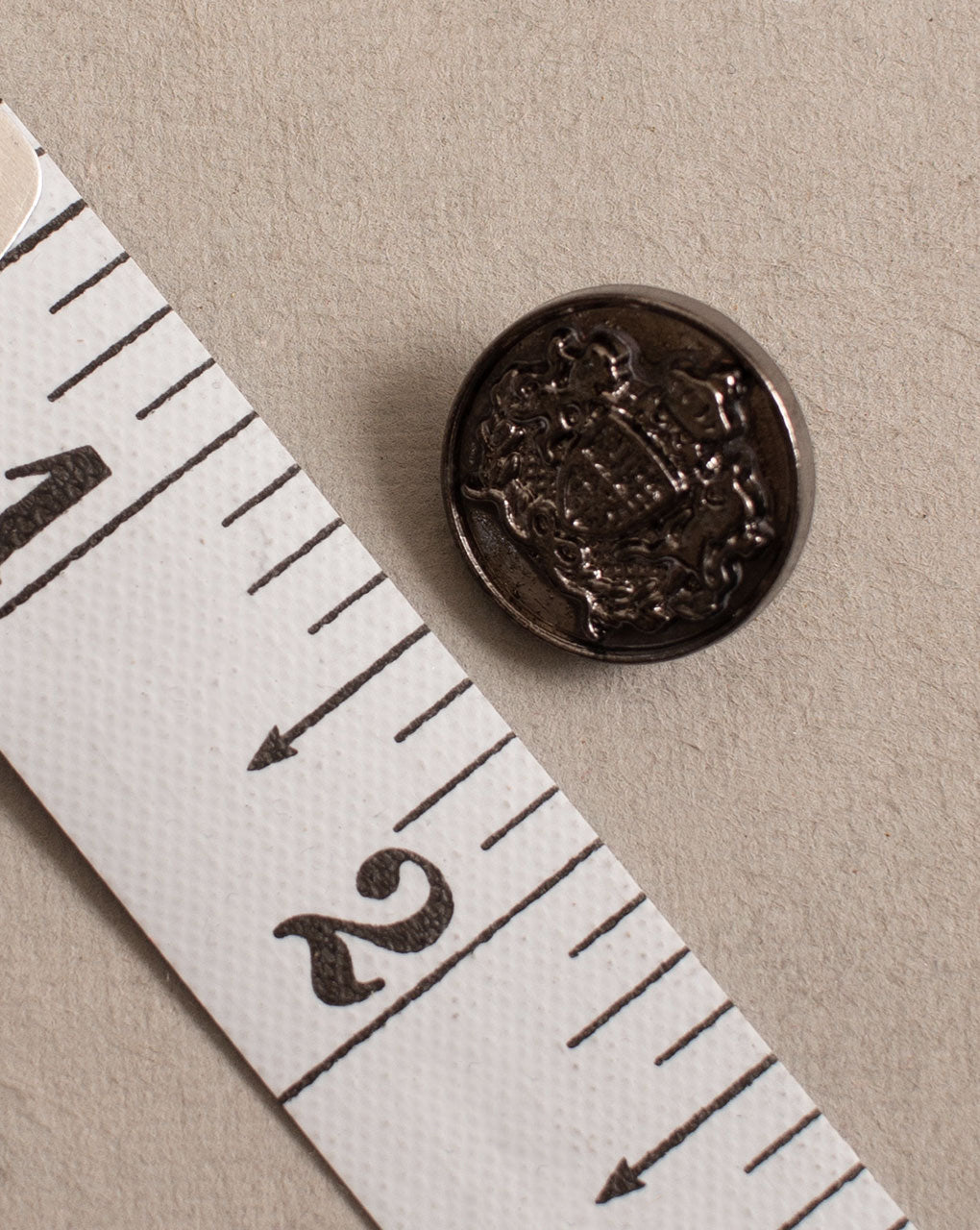 Antique Metal Casting Button ( Set Of 4 ) - Fabriclore.com
