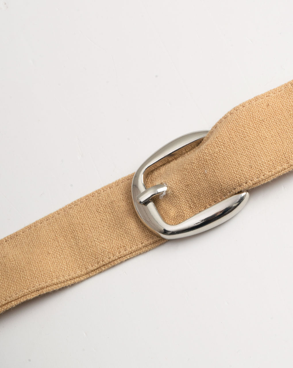 Silver Metal Oval Buckle - Fabriclore.com