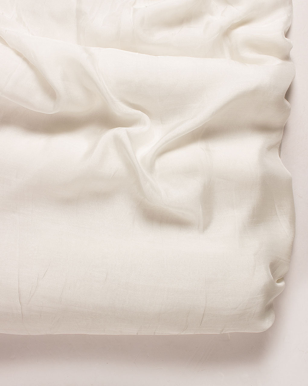 35 Gram Dyeable Viscose Tabby Fabric - Fabriclore.com