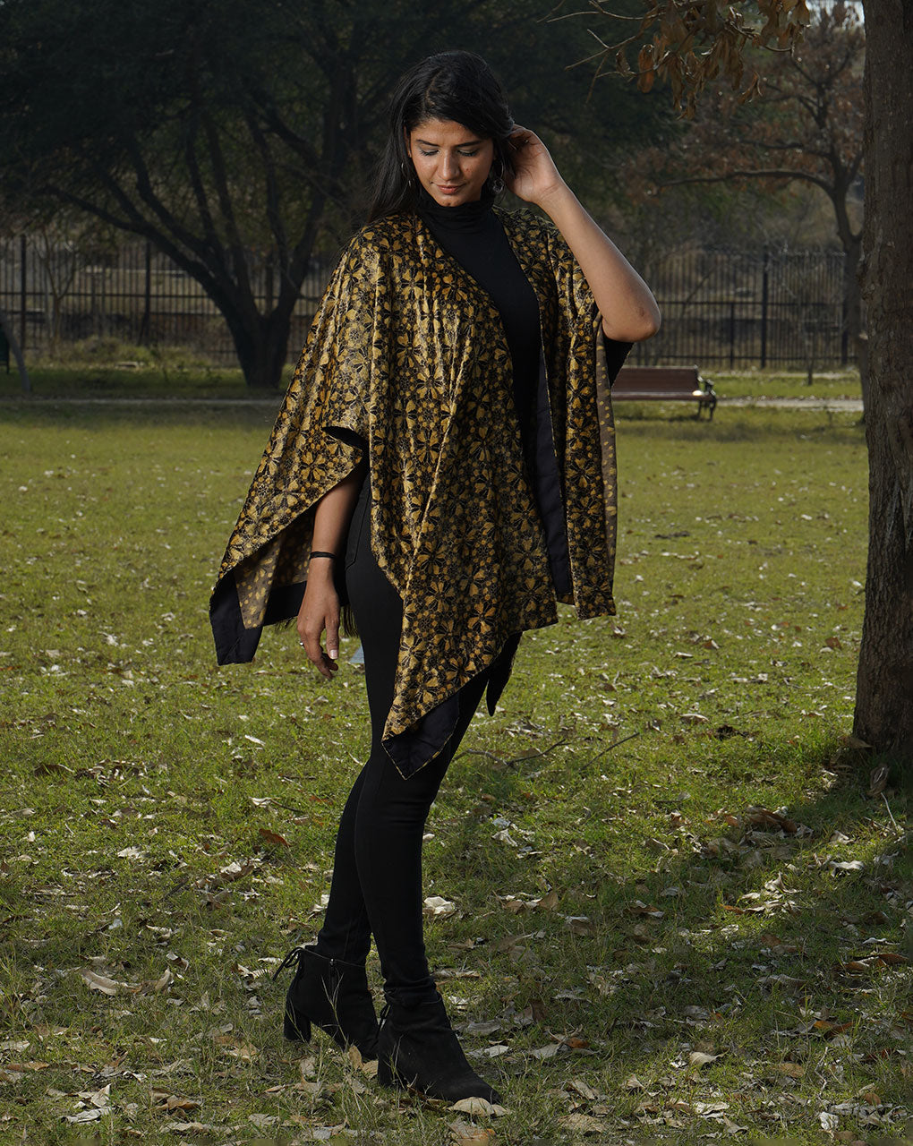 Sadiva Velvet Overlay - Fabriclore.com