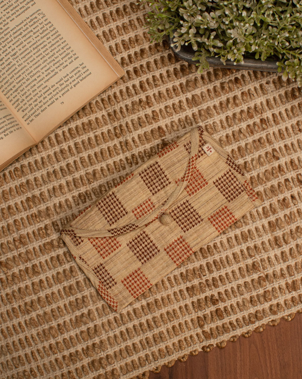 Handcrafted Rayon Quilted Clutch - Fabriclore.com