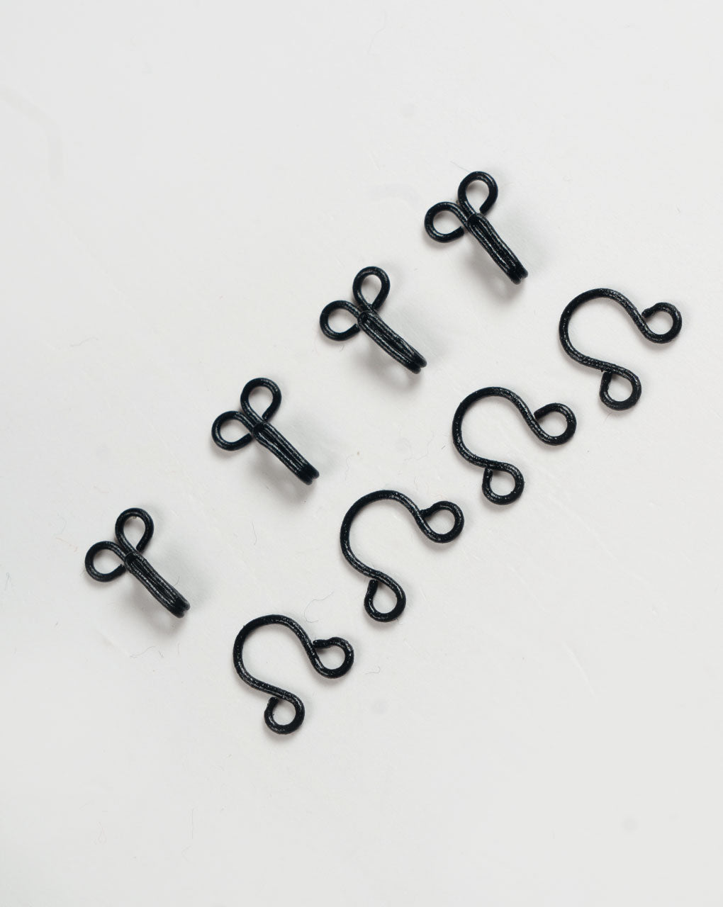 Black Metal Hook-Eye ( Set Of 20 ) - Fabriclore.com