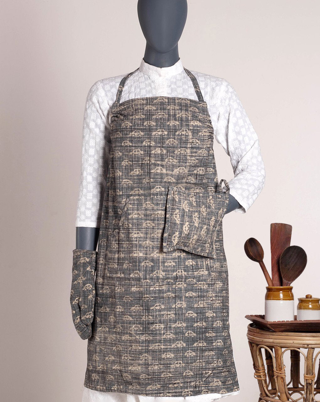 Kitchen Warrior Apron Set - Fabriclore.com