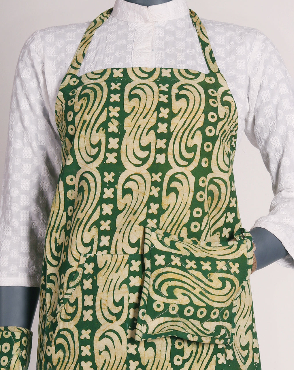 Kitchen Warrior Apron Set - Fabriclore.com