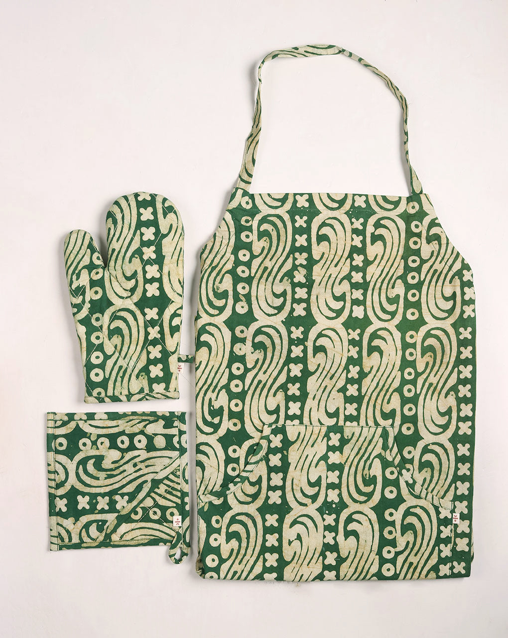Kitchen Warrior Apron Set - Fabriclore.com