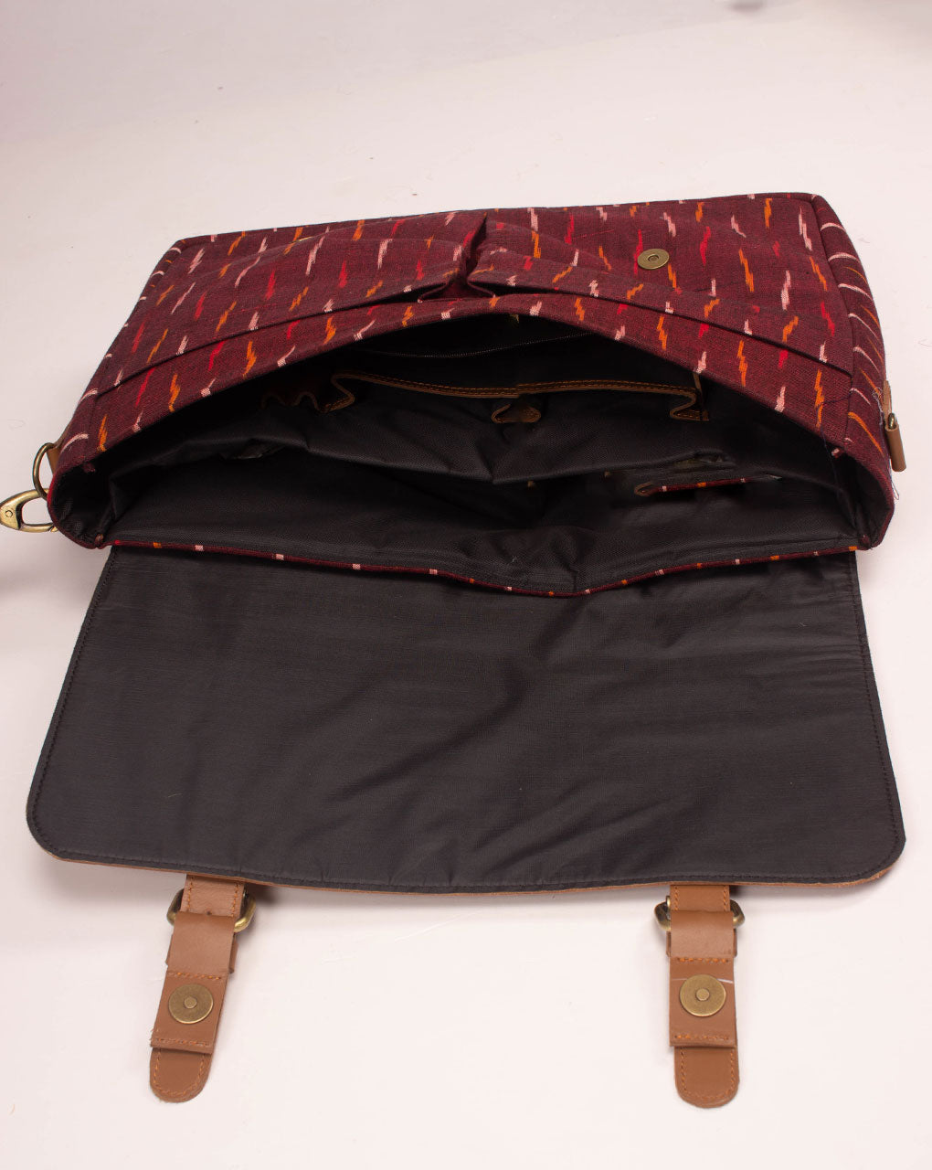 Ikat Laptop Bag - Fabriclore.com