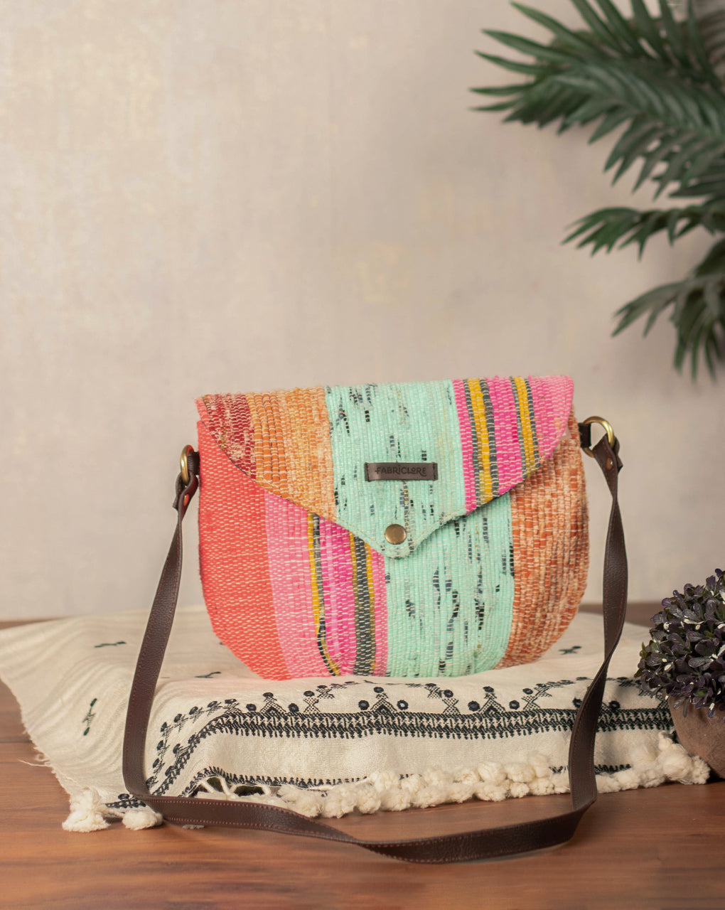 Montado Crossbody Bag Handbag Purse for Women - Handmade in